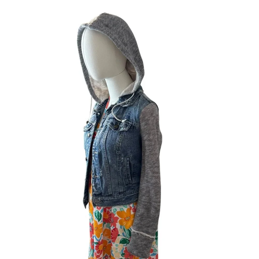 Free People Blue Hood Distressed Denim/Knit Jean Jacket. Size: XS/P - Picture 3 of 7